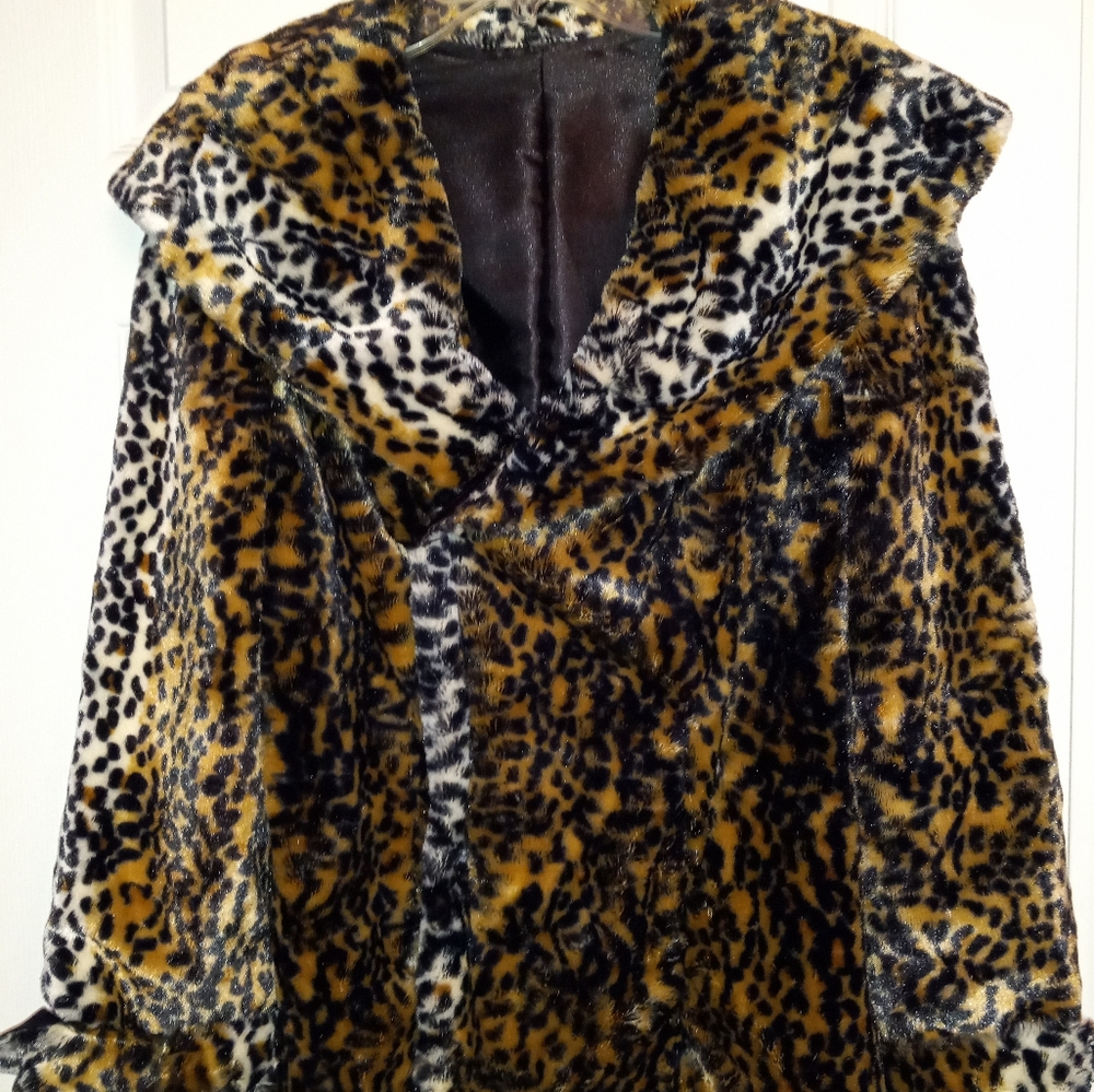 Wide Lapel Leopard Print Peacoat